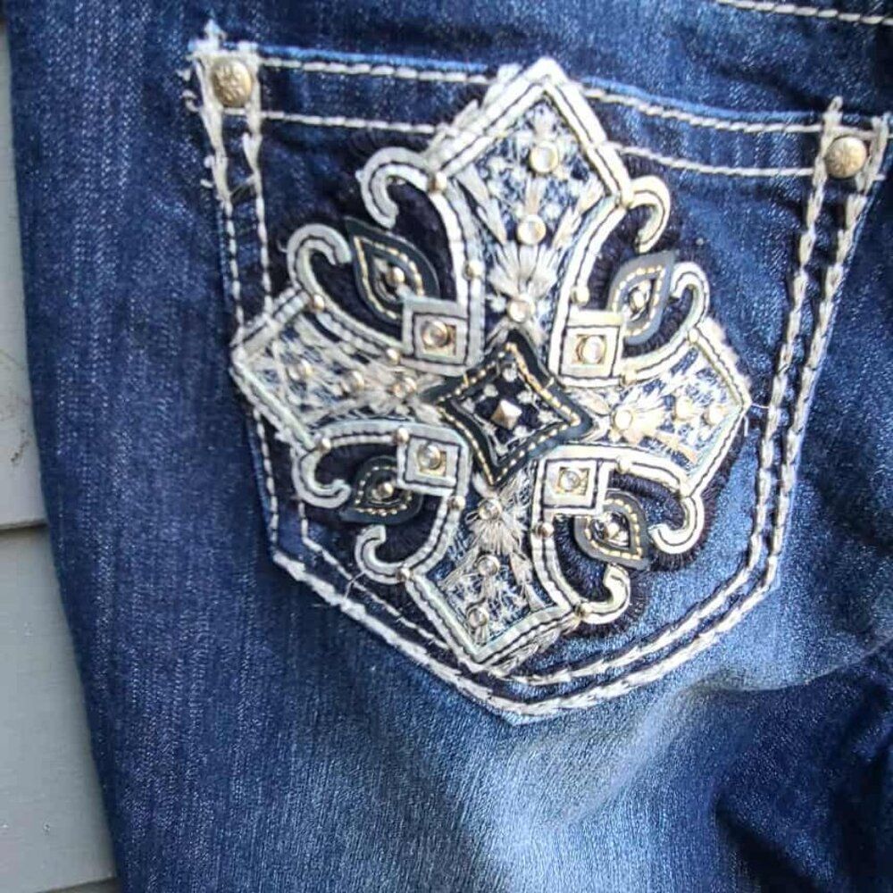 Love Indigo Premium Cropped Jeans size 10 - Picture 4 of 12